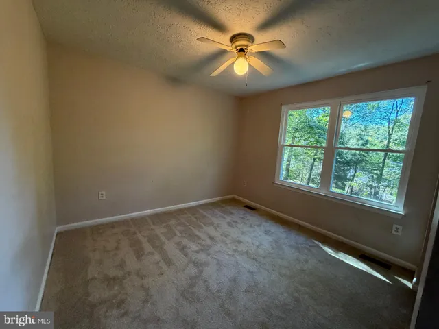 $2,200 | 184 Fargo Road, Lusby, MD 20657