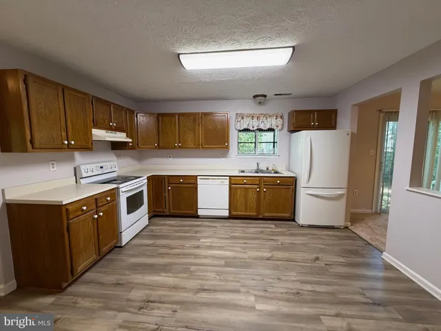 $2,200 | 184 Fargo Road, Lusby, MD 20657