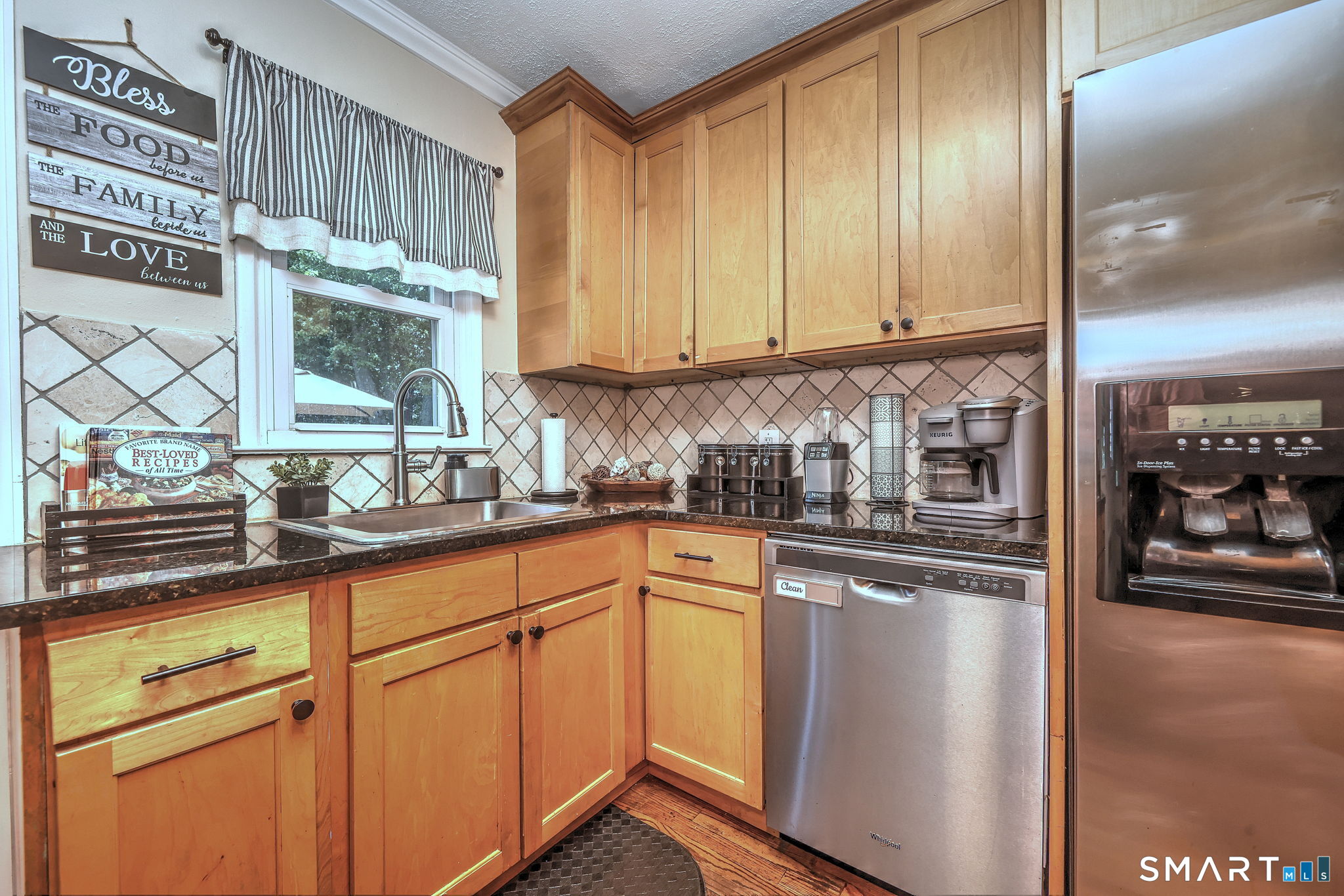 48 Linley Road Trumbull, CT 06611 - Photo 29 of 40