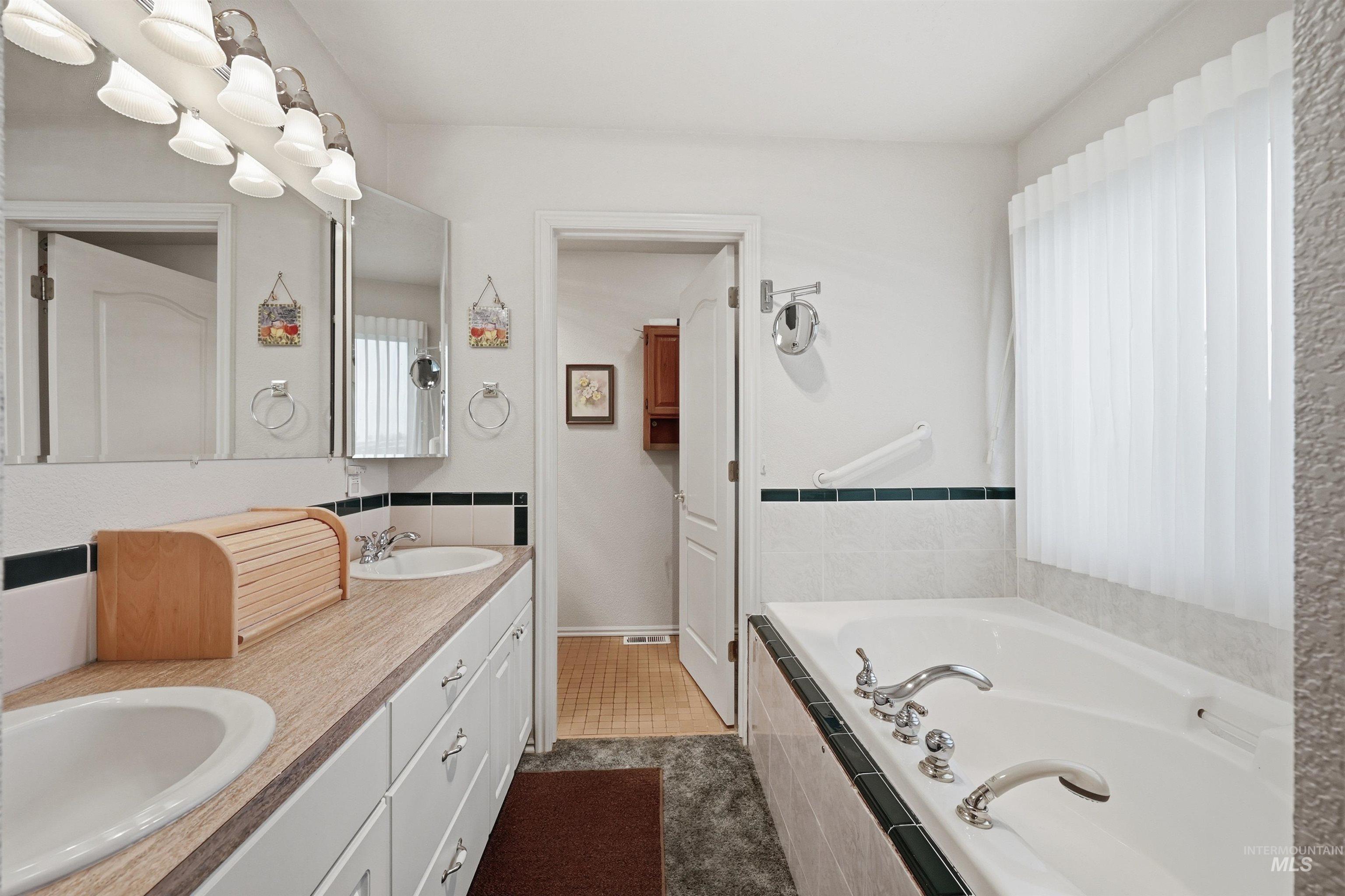 11606 Eva Lane Caldwell, ID 83607 - Photo 26 of 47