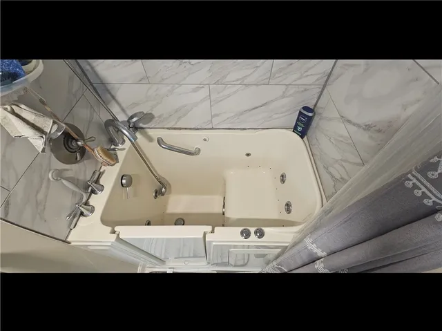 $289,000 | 59 Division Street, Woonsocket, RI 02895