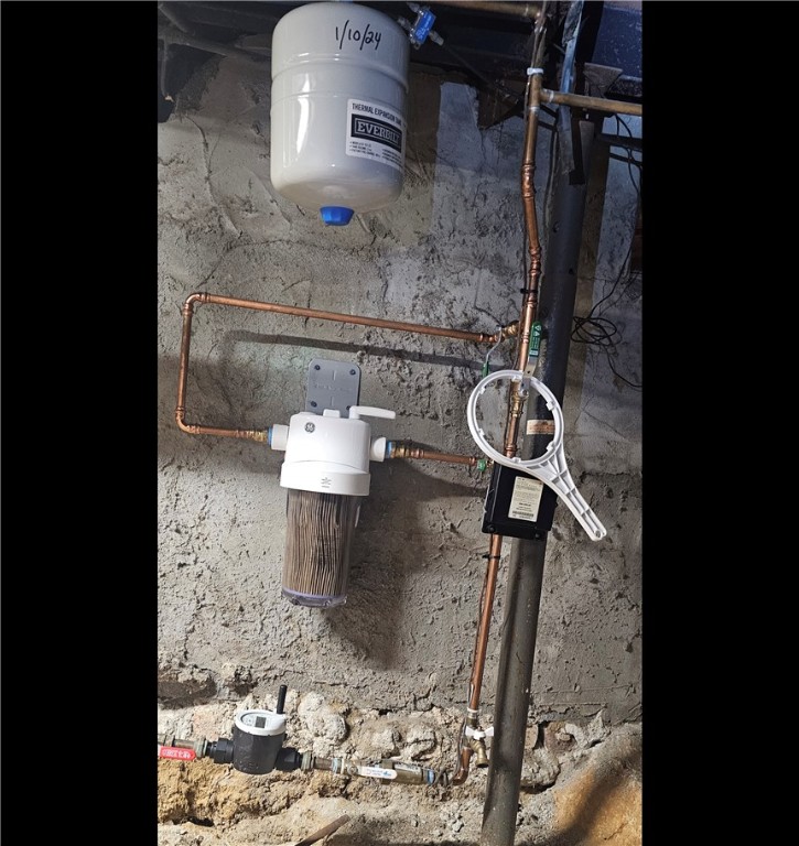 59 Division Street Woonsocket, RI 02895 - Photo 21 of 29 House Water Filtration System