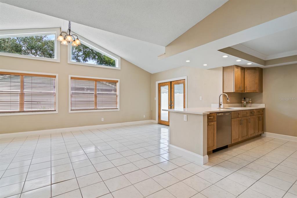 14918 Old Pointe Road Tampa, FL 33613 - Photo 15 of 46