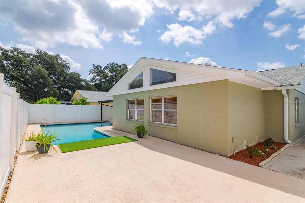 14918 Old Pointe Road Tampa, FL 33613 - Photo 40 of 46