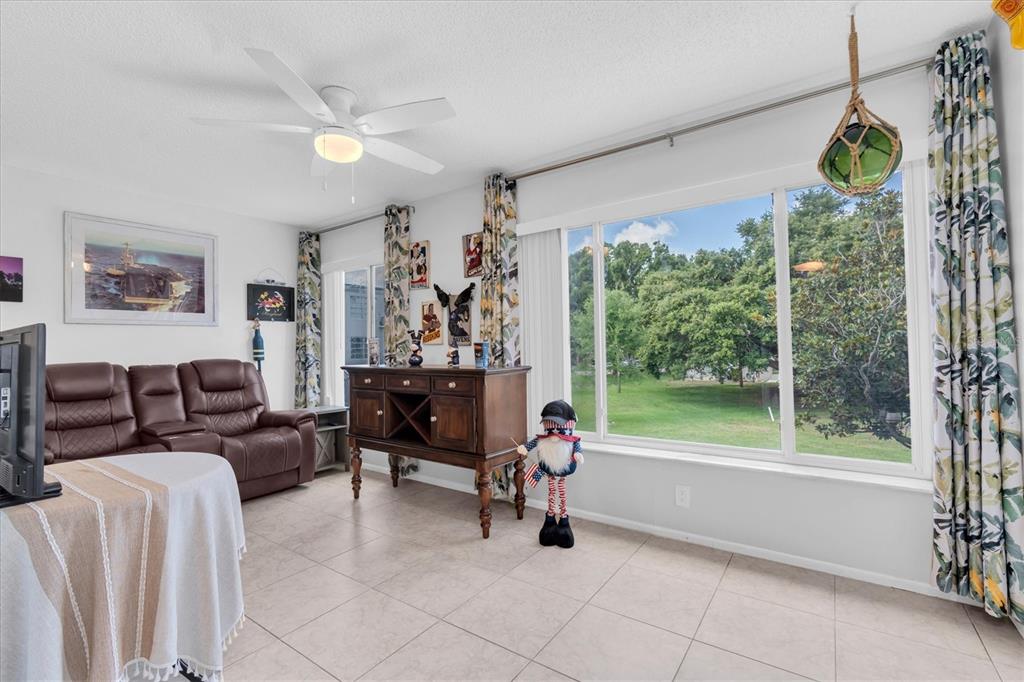 2461 Rhodesian Drive, Unit 45 Clearwater, FL 33763 - Photo 17 of 37