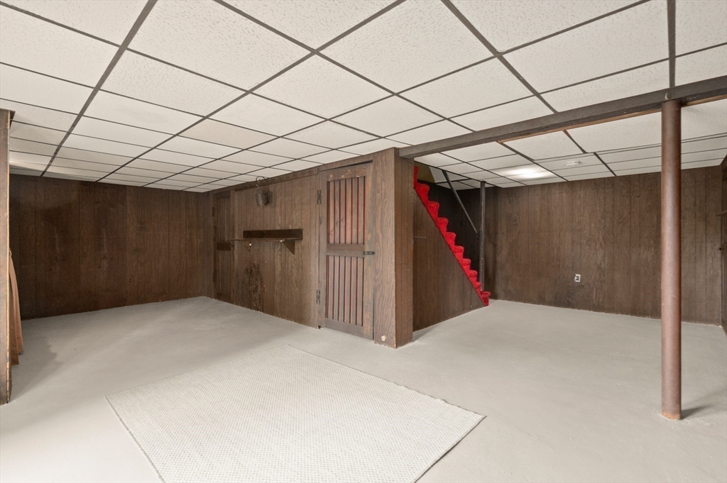 39 Wadsworth Street Danvers, MA 01923 - Photo 26 of 35