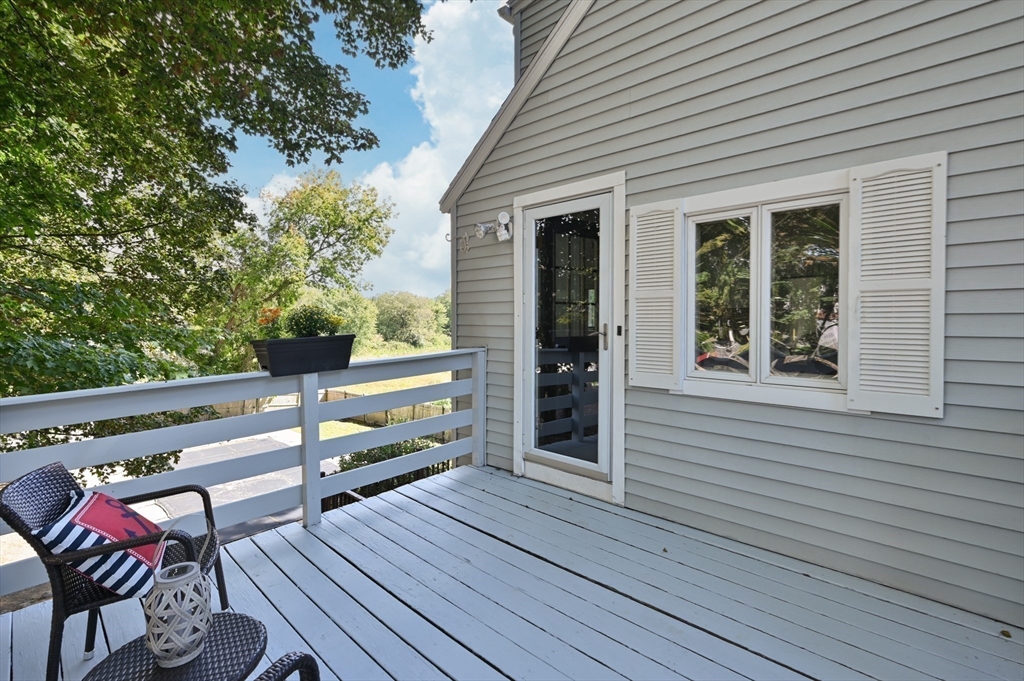 39 Wadsworth Street Danvers, MA 01923 - Photo 35 of 35 a porch with seating space