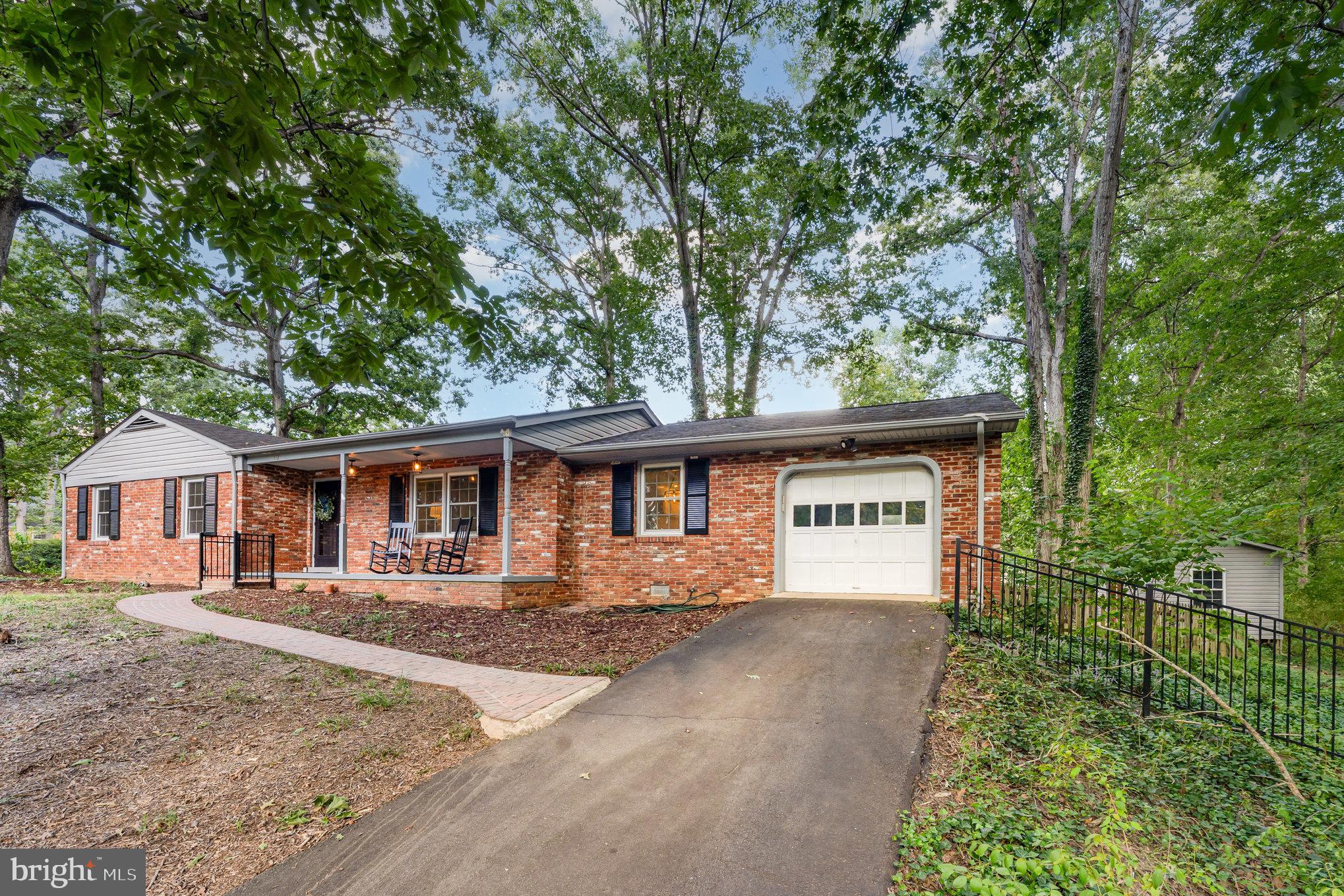 112 Jay Road Fredericksburg, VA 22405 - Photo 3 of 44 front view of a house with a yard