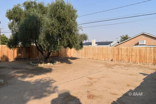 1116 West St George Avenue Ridgecrest, CA 93555 - Photo 15 of 17