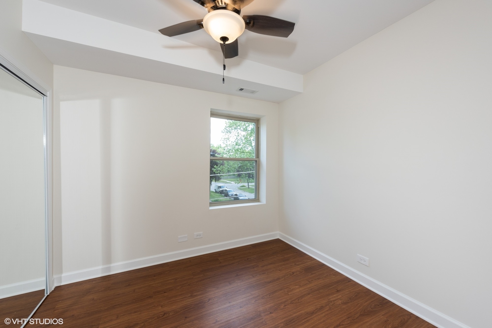 11 South Chester Avenue, Unit 2G Park Ridge, IL 60068 - Photo 8 of 15