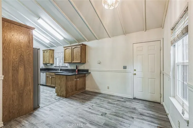 a view of a garage room