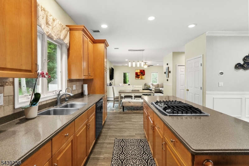 56 Rookwood Terrace, Unit 56 Morris Plains, NJ 07950 - Photo 9 of 40