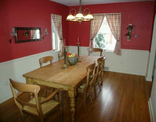 416 Old Farm Road Mt. Lebanon, PA 15228 - Photo 4 of 8 Dining Room.
