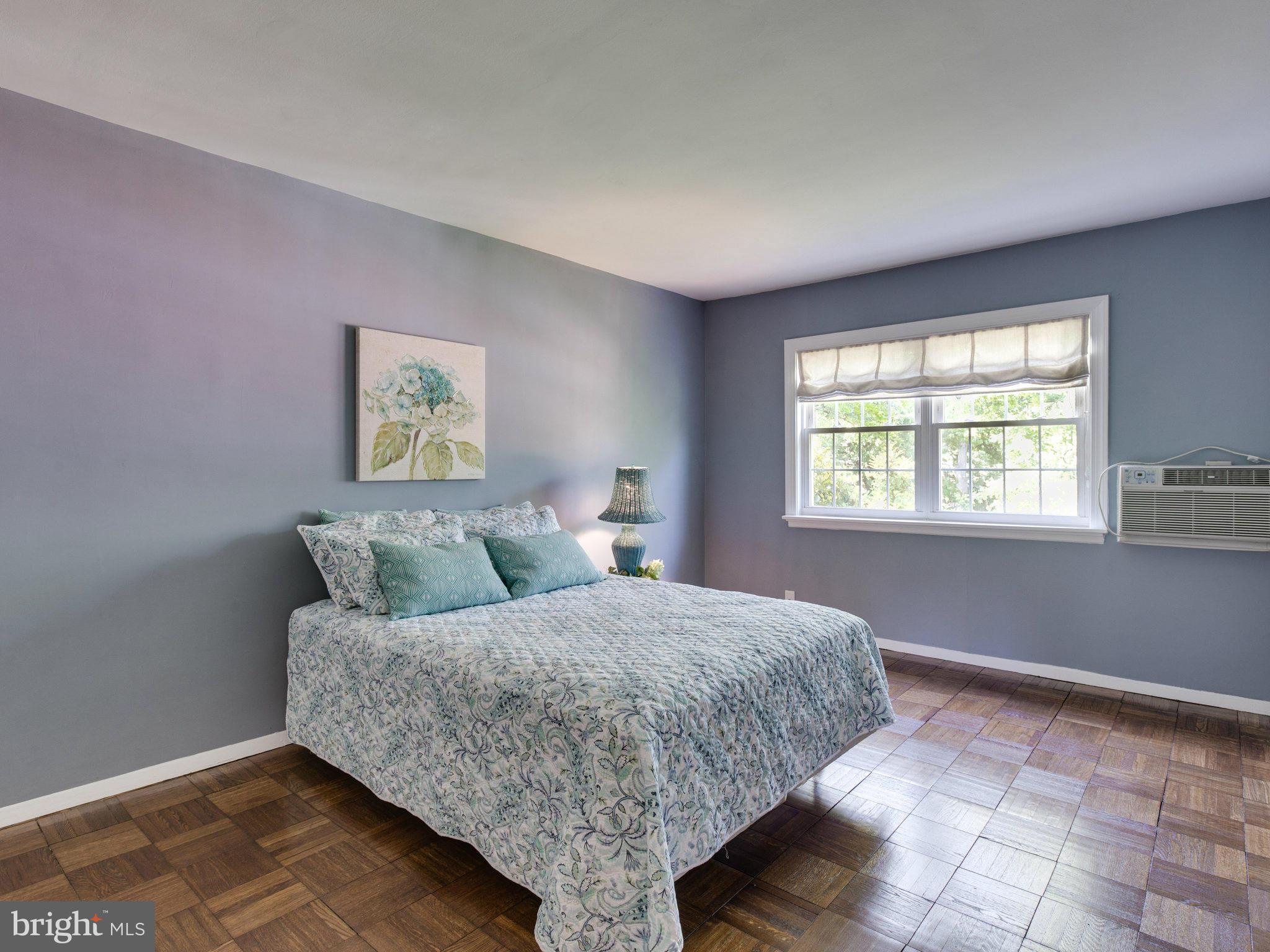 3230 Gunston Road, Unit 7203230 Alexandria, VA 22302 - Photo 19 of 21 Bedroom (Master)