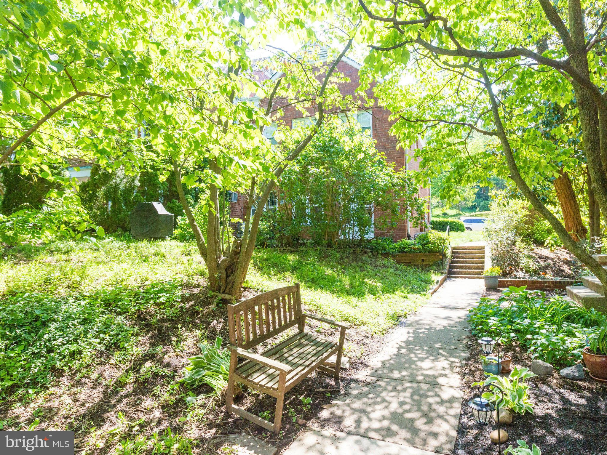 3230 Gunston Road, Unit 7203230 Alexandria, VA 22302 - Photo 3 of 21 Exterior (General)