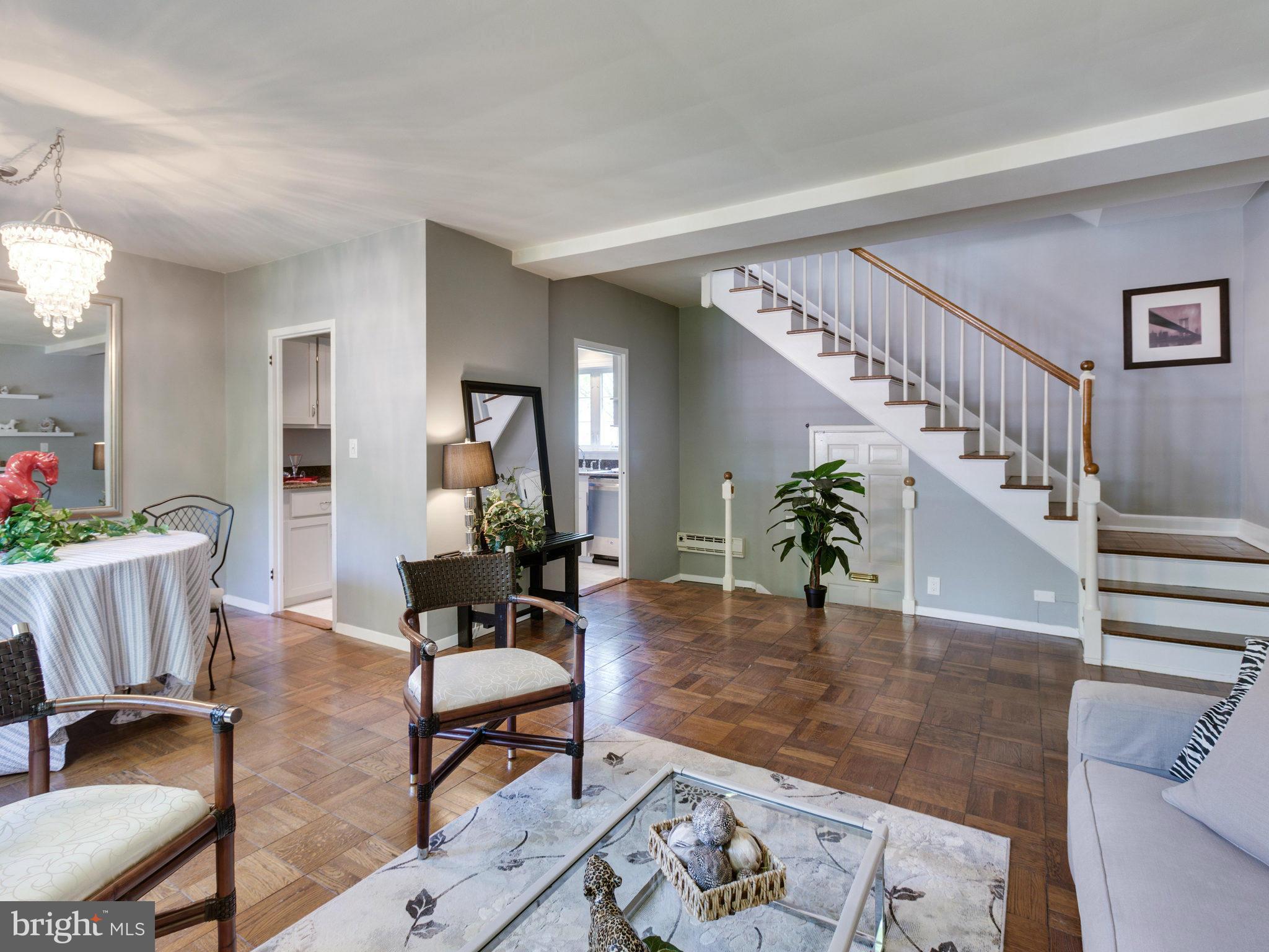 3230 Gunston Road, Unit 7203230 Alexandria, VA 22302 - Photo 9 of 21 Interior looking toward entry door