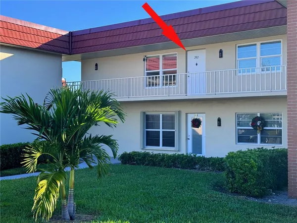 $2,000 | 25 Pine Arbor Lane, Unit 202, Vero Beach, FL 32962