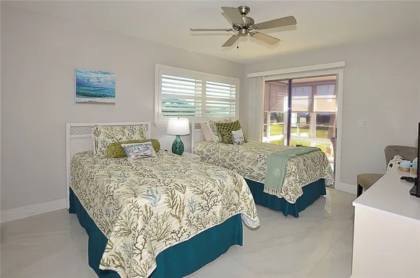 $2,000 | 25 Pine Arbor Lane, Unit 202, Vero Beach, FL 32962