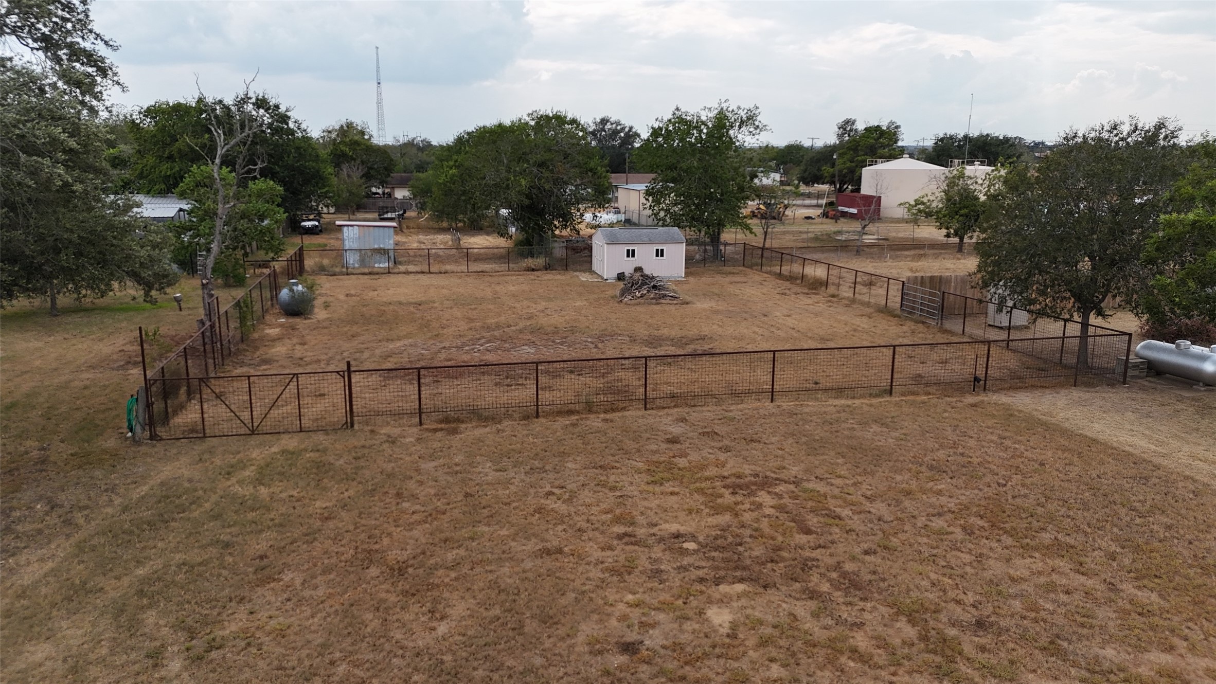 307 5th Street Sutherland Springs, TX 78161 - Photo 7 of 16 a view of a terrace with a bench