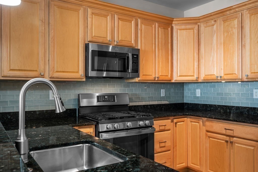 233 Beach Road, Unit A1 Salisbury, MA 01952 - Photo 5 of 34