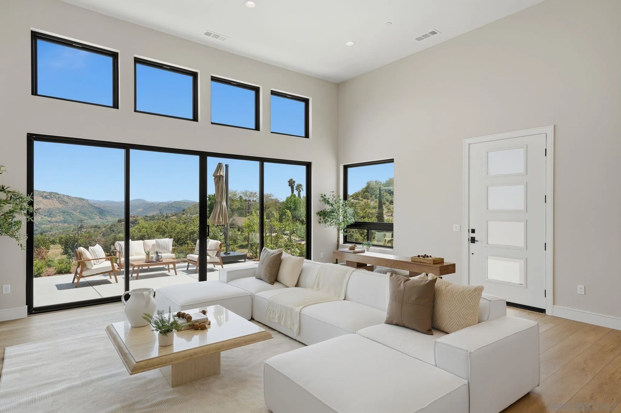 3916 Citrus Drive Fallbrook, CA 92028 - Photo 7 of 72