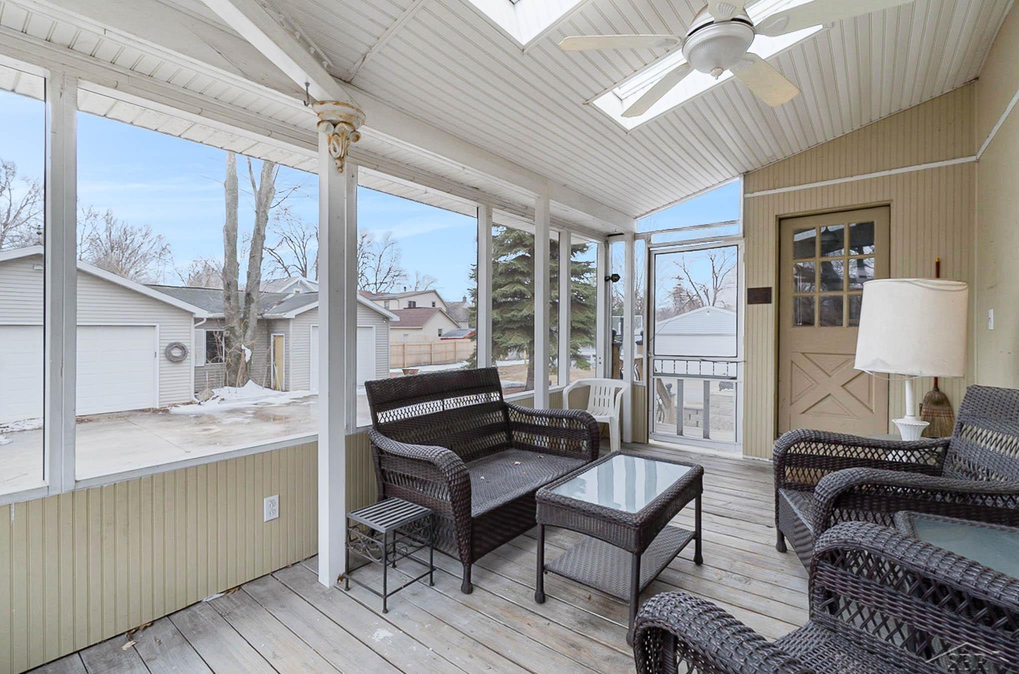 2016 6th Street Bay City, MI 48708 - Photo 32 of 37 50083411-31.JPG