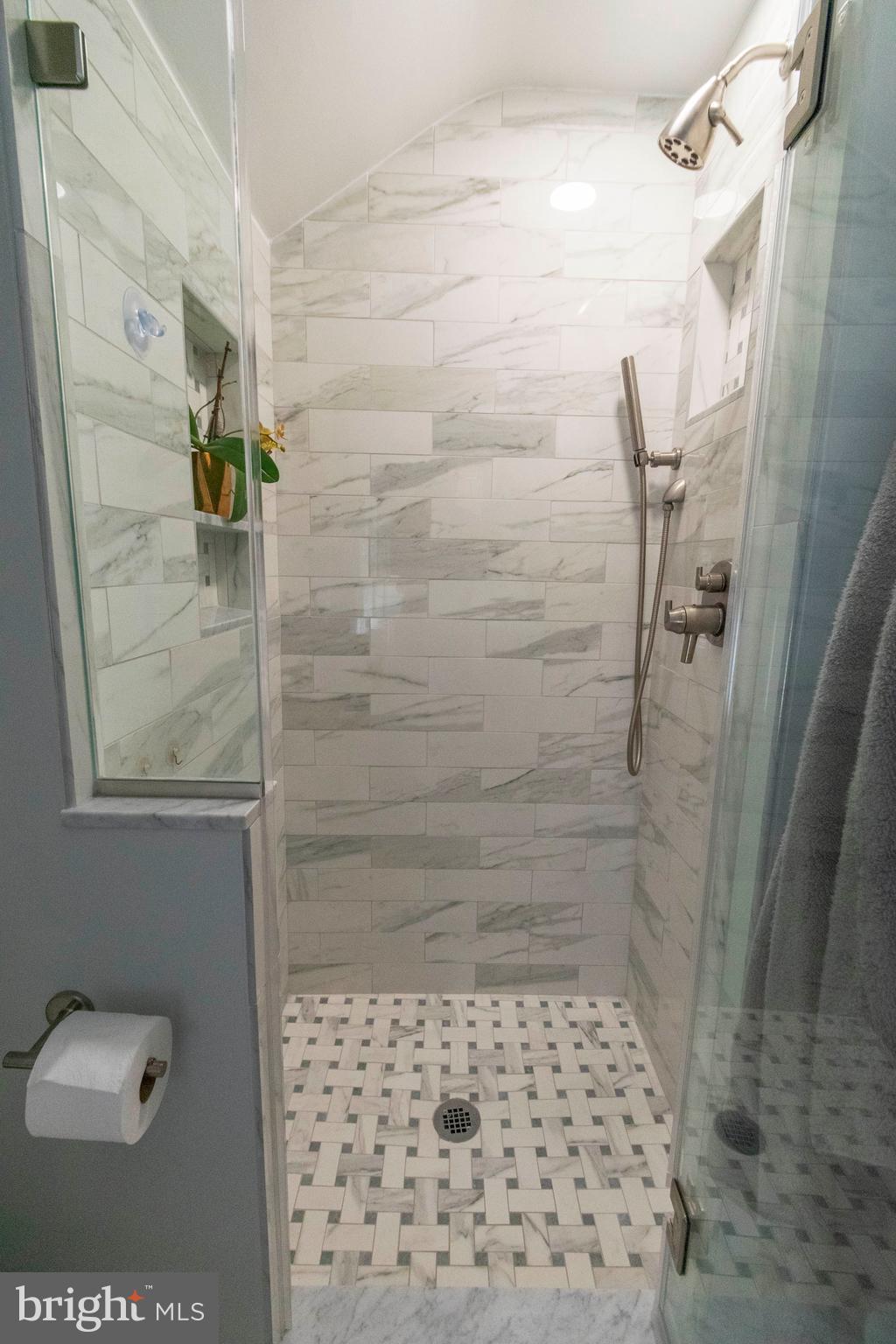 540 Putnam Road Merion Station, PA 19066 - Photo 27 of 32 a bathroom with a shower