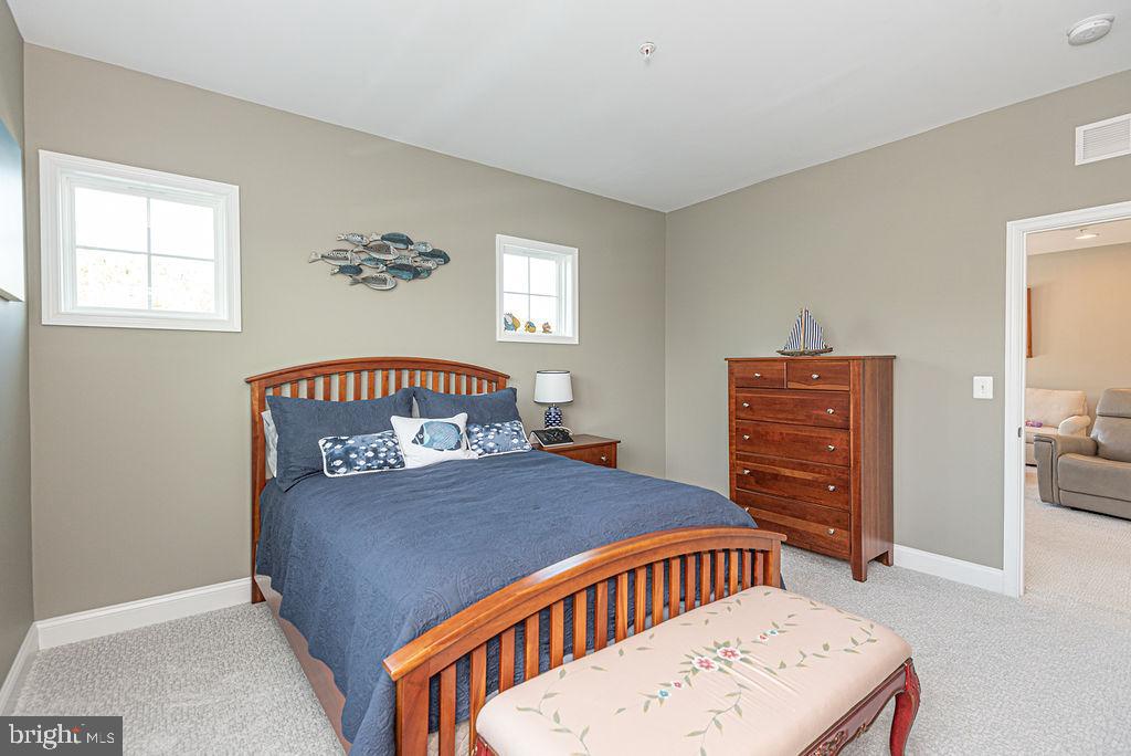 10214 Battle Colors Lane Berlin, MD 21811 - Photo 37 of 77 2nd bedroom