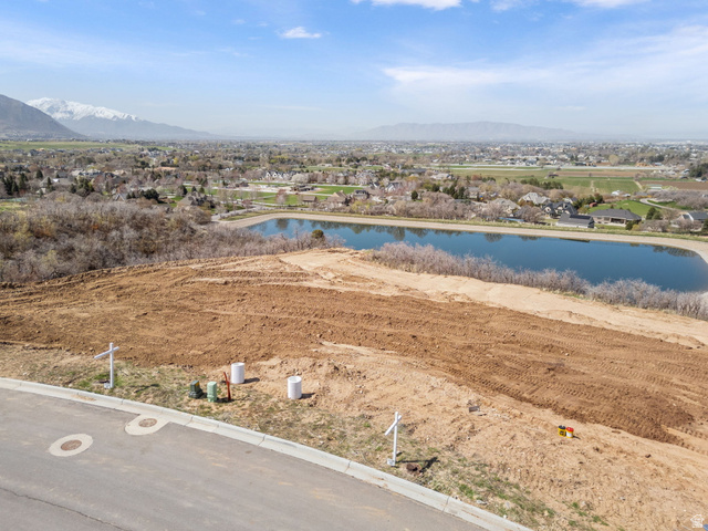 72 South Troy Street, Unit 12 Mapleton, UT 84664 - Photo 2 of 10