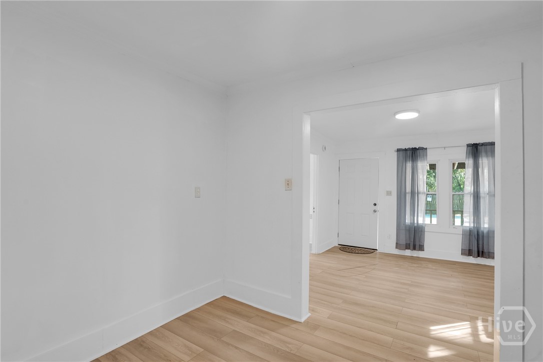 2024 East 51st Street Savannah, GA 31404 - Photo 5 of 31