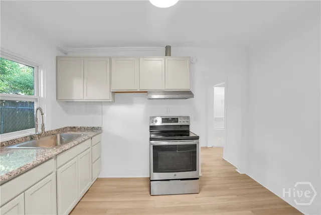 $250,000 | 2024 East 51st Street, Savannah, GA 31404