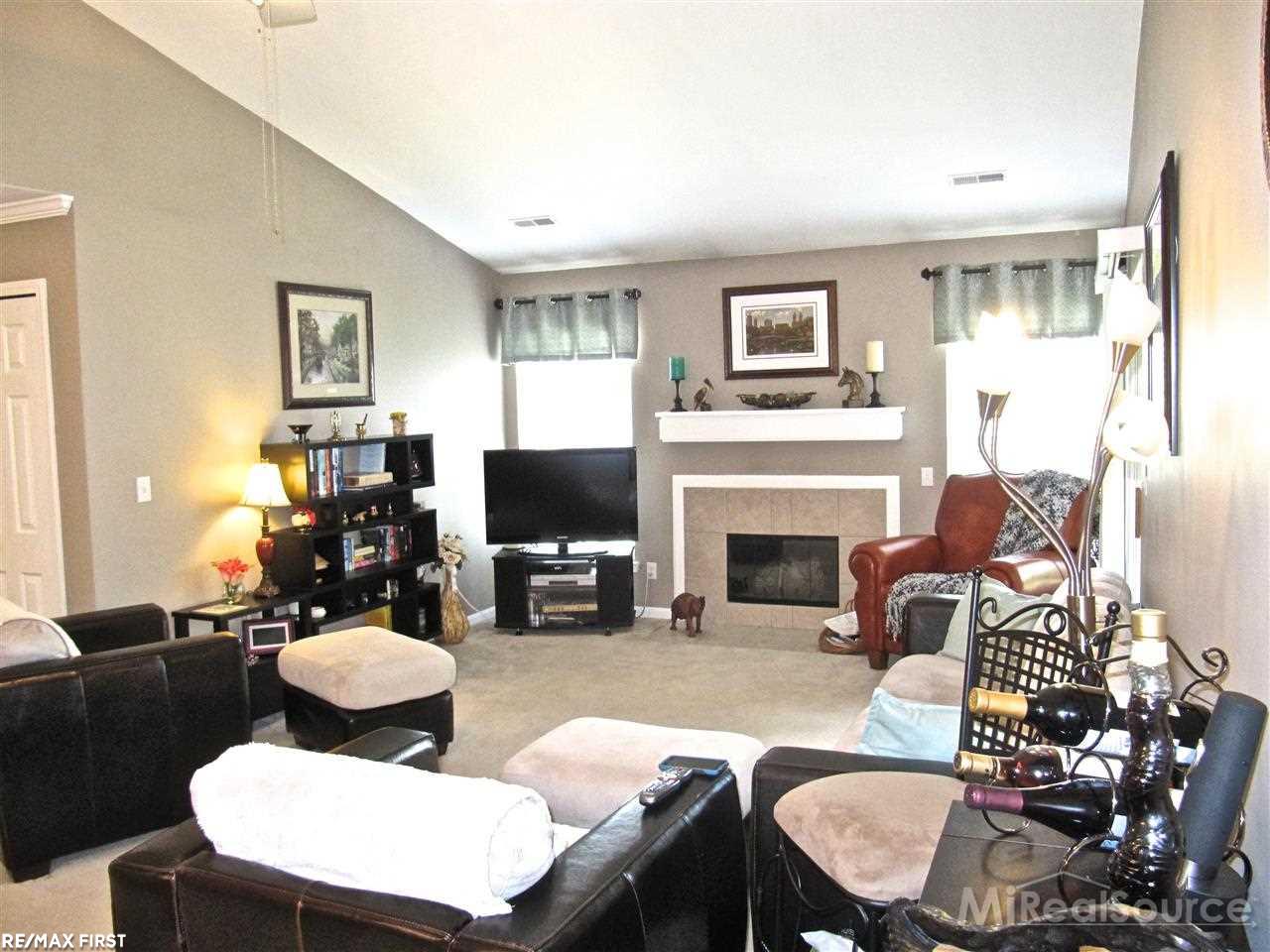 3408 Tremonte Circle Rochester, MI 48306 - Photo 5 of 27