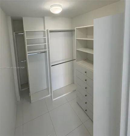 $5,299 | 15901 Collins Avenue, Unit 505, Sunny Isles Beach, FL 33160