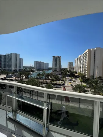 $5,299 | 15901 Collins Avenue, Unit 505, Sunny Isles Beach, FL 33160