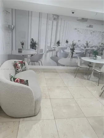 $5,299 | 15901 Collins Avenue, Unit 505, Sunny Isles Beach, FL 33160