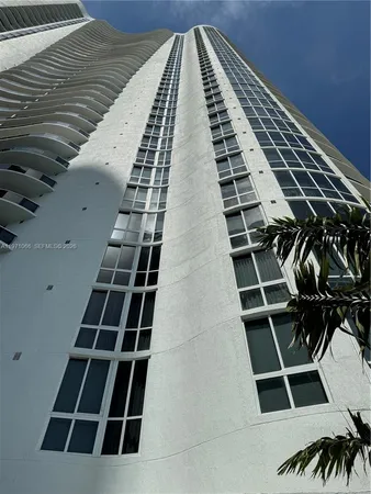 $5,299 | 15901 Collins Avenue, Unit 505, Sunny Isles Beach, FL 33160