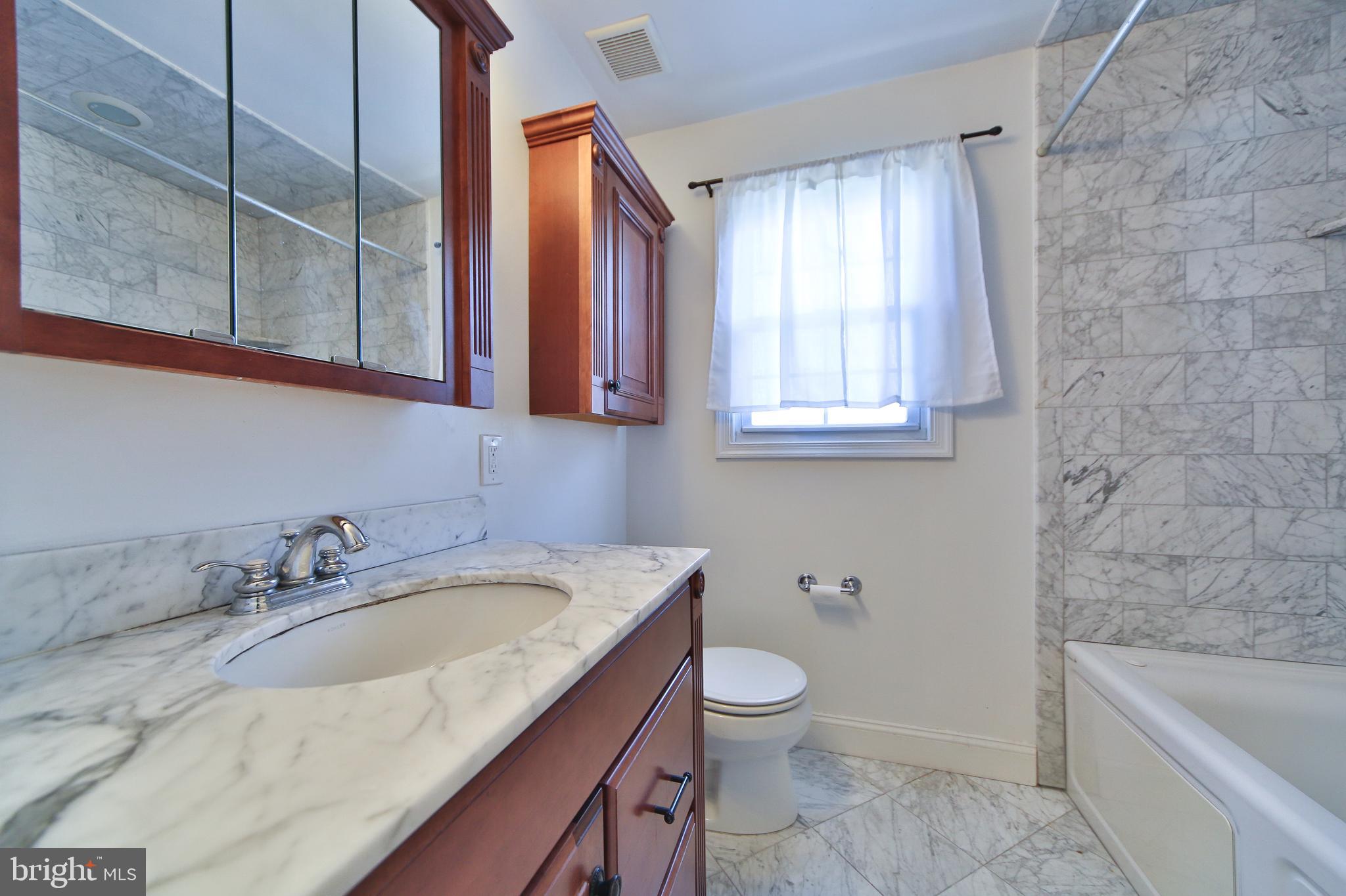 1961 Berkley Road Norristown, PA 19403 - Photo 17 of 32 Gallery Image 17