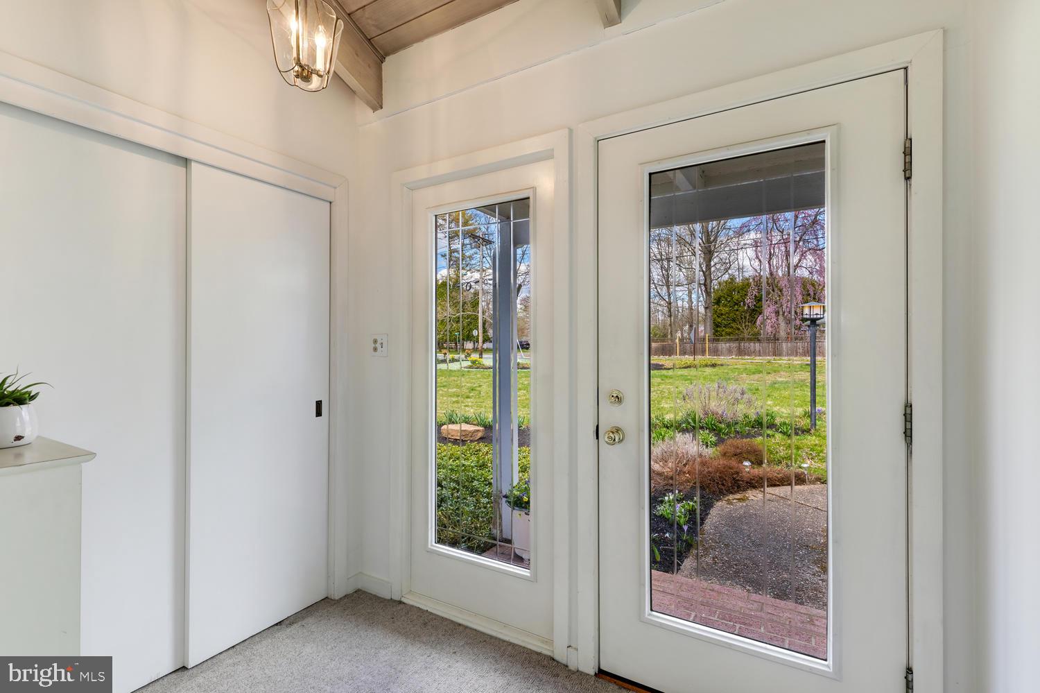 207 Riverside Drive Princeton, NJ 08540 - Photo 2 of 39 Entry