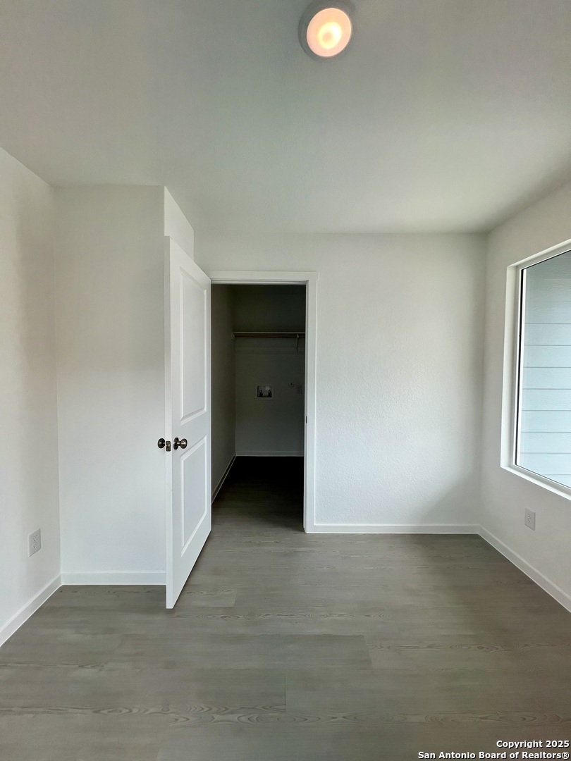 9178 Colonel Trail Seguin, TX 78155 - Photo 5 of 59