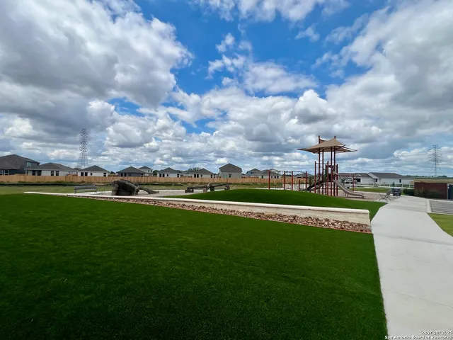 $1,595 | 9178 Colonel Trail, Seguin, TX 78155