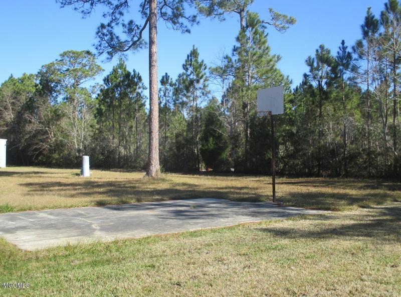 6113 C Byrd Road Ocean Springs, MS 39564 - Photo 25 of 28 BASKETBALL COURT