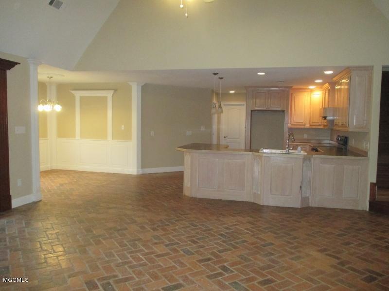 6113 C Byrd Road Ocean Springs, MS 39564 - Photo 6 of 28 OPEN VIEW