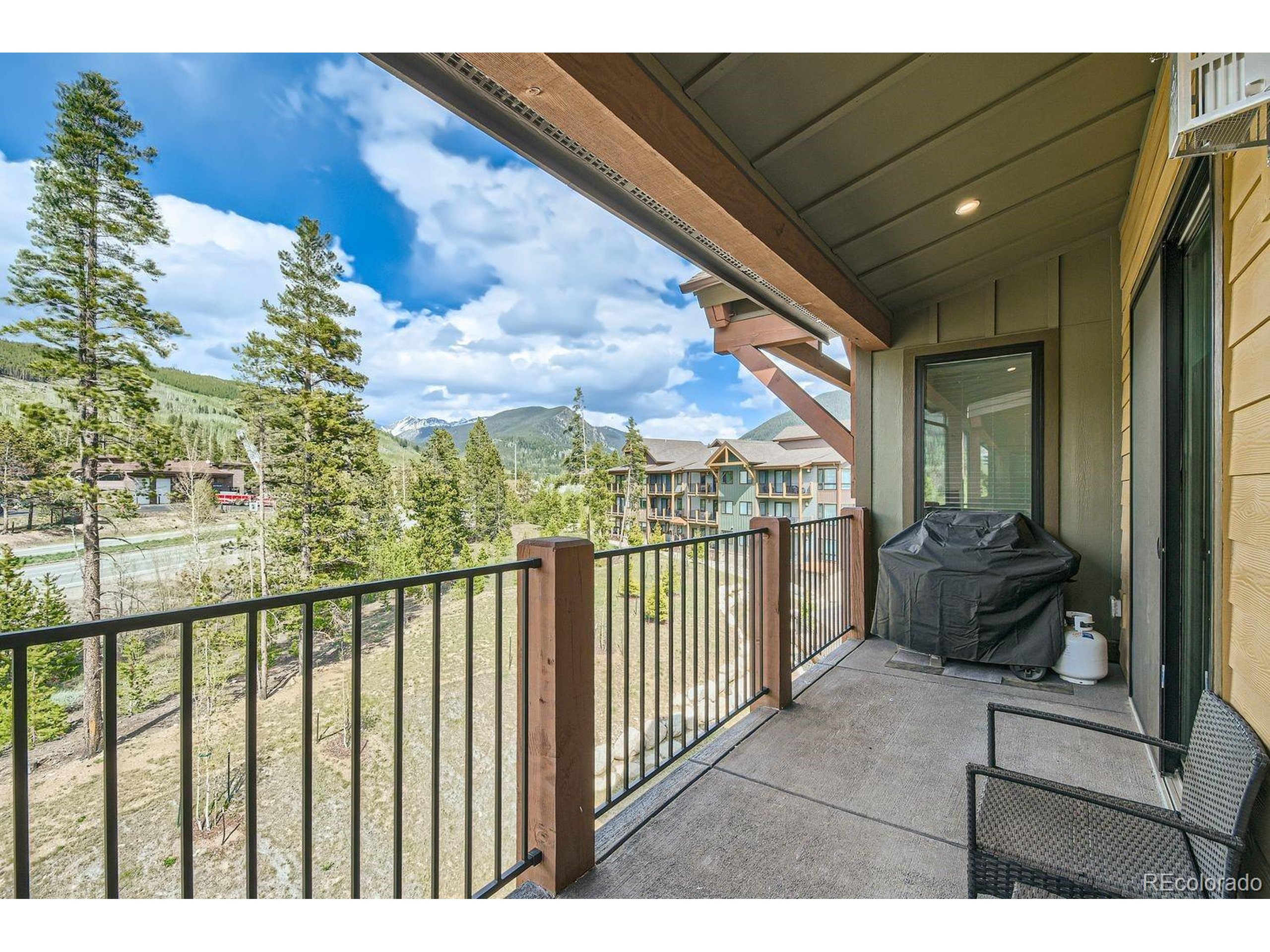 0075 Clearwater Way, Unit 302 Dillon, CO 80435 - Photo 9 of 33