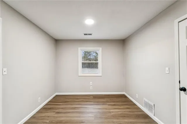 $265,000 | 453 West 1st Street, Peculiar, MO 64078