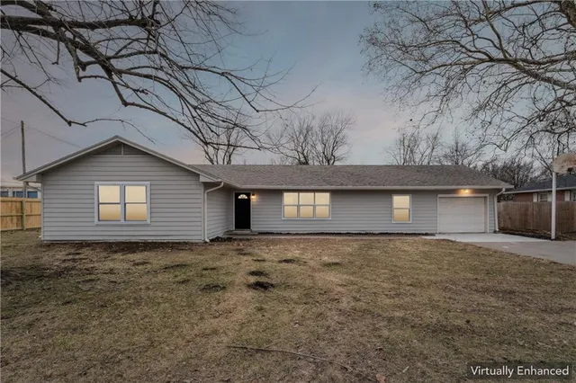 $265,000 | 453 West 1st Street, Peculiar, MO 64078