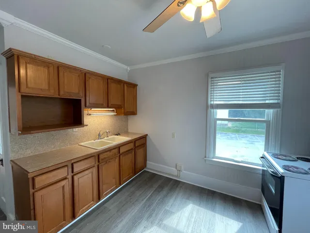 $1,450 | 156 East Queen Street, Chambersburg, PA 17201