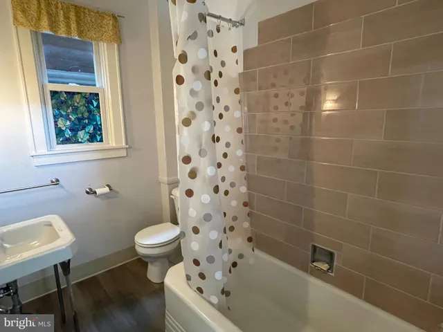 $1,450 | 156 East Queen Street, Chambersburg, PA 17201