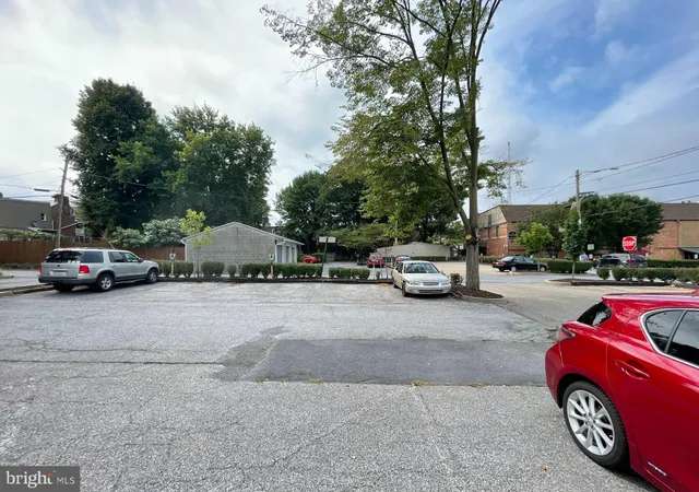 $1,450 | 156 East Queen Street, Chambersburg, PA 17201