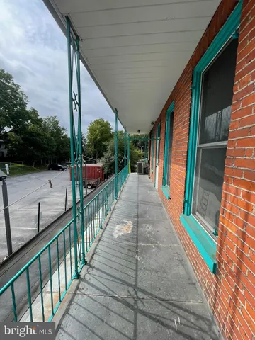 $1,450 | 156 East Queen Street, Chambersburg, PA 17201