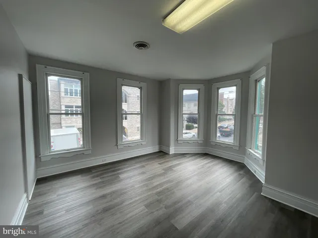 $1,450 | 156 East Queen Street, Chambersburg, PA 17201